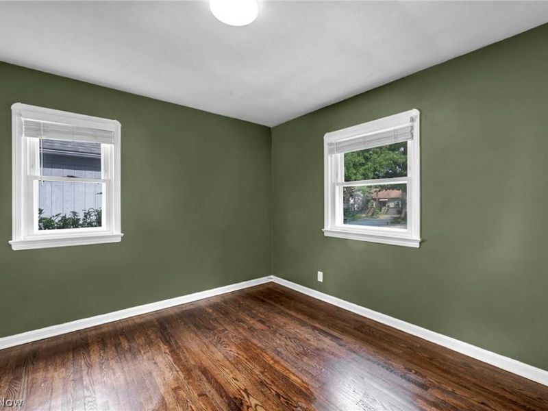 18401 Parkmount Avenue , Cleveland, OH 44135 Photo 12