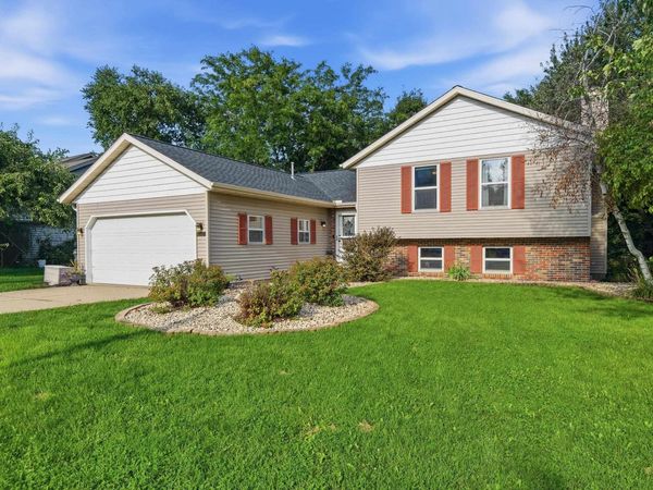 1707 Norse Parkway, Stoughton, WI 53589