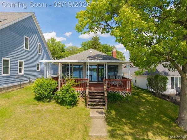 14174 Dartmouth Drive, Fenton Twp, MI 48430