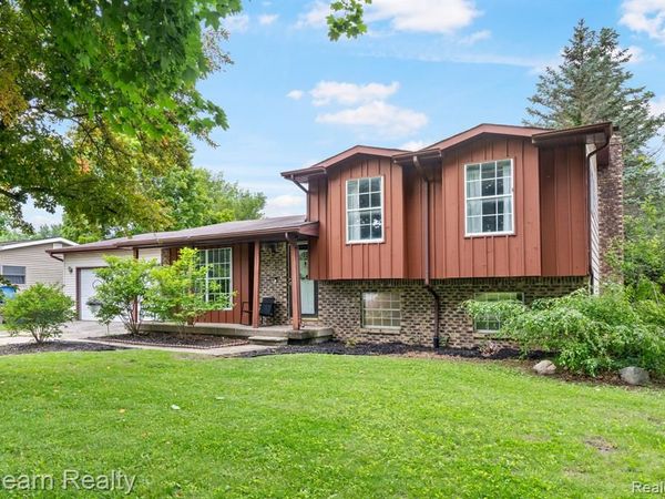 7156 Sharp Road, Mundy Twp, MI 48473