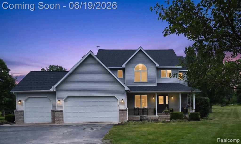 7040 Mcguire Road, Tyrone Township, MI 48430 Main Photo