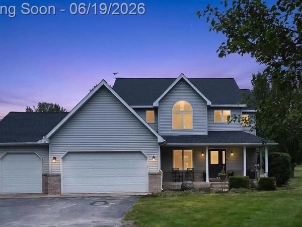 7040 McGuire Road, Tyrone Twp, MI 48430