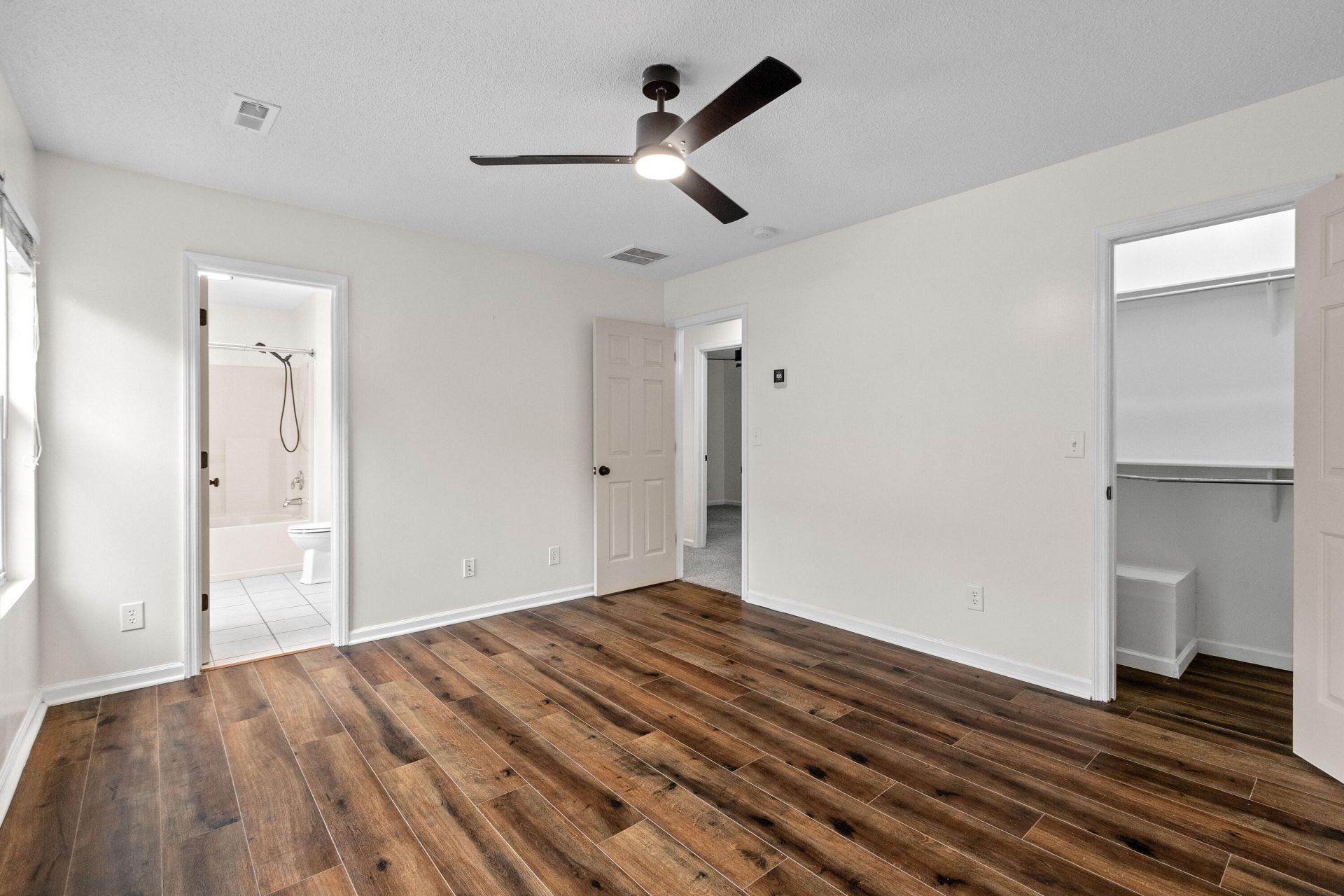 110 Lipman Street Photo 34