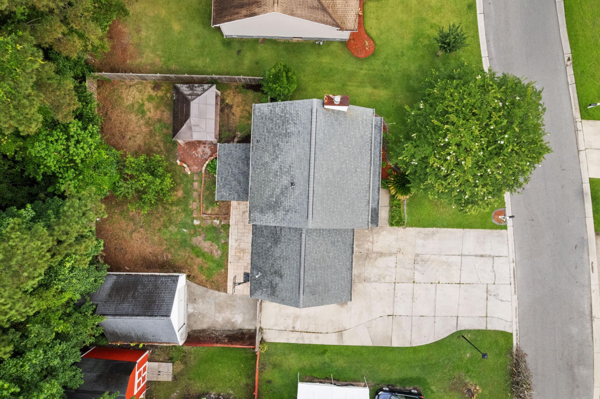 110 Lipman Street Photo 41