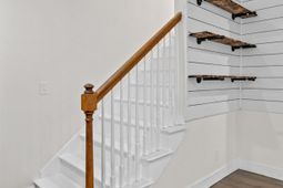 110 Lipman Street photo 4