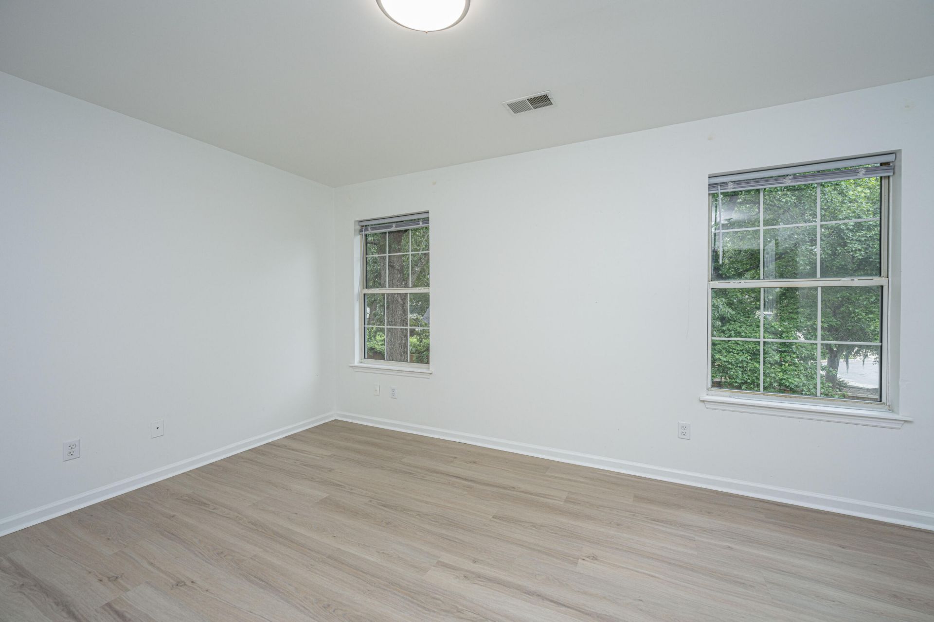 8506 Falling Leaf Lane Photo 21
