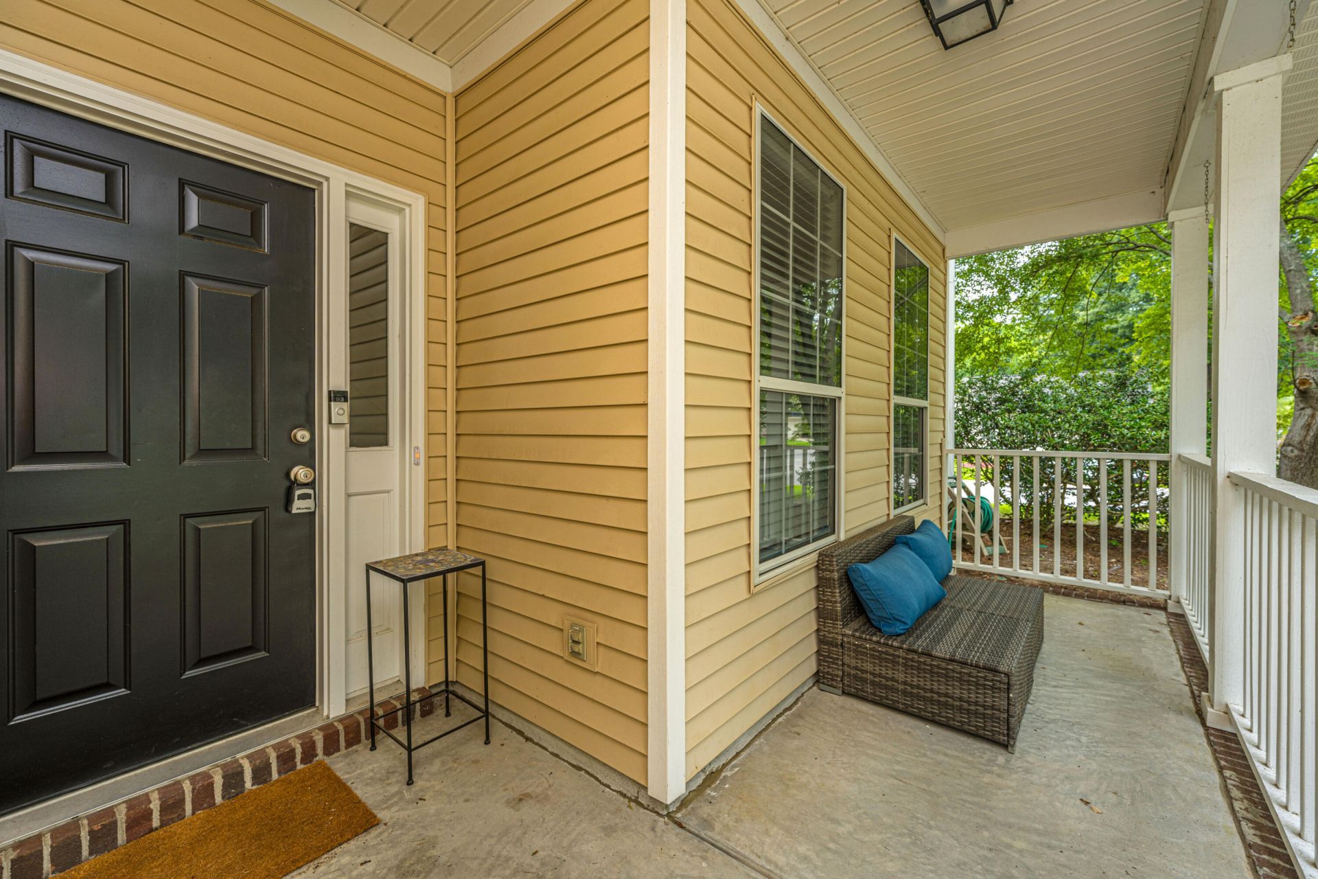 8506 Falling Leaf Lane Photo 4