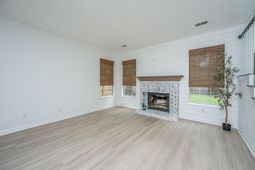 8506 Falling Leaf Lane photo 4