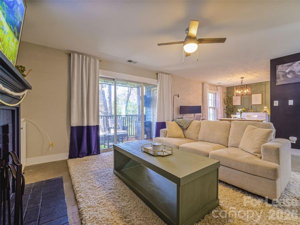3300 Selwyn Farms Lane , Unit 5, Charlotte, NC 28209