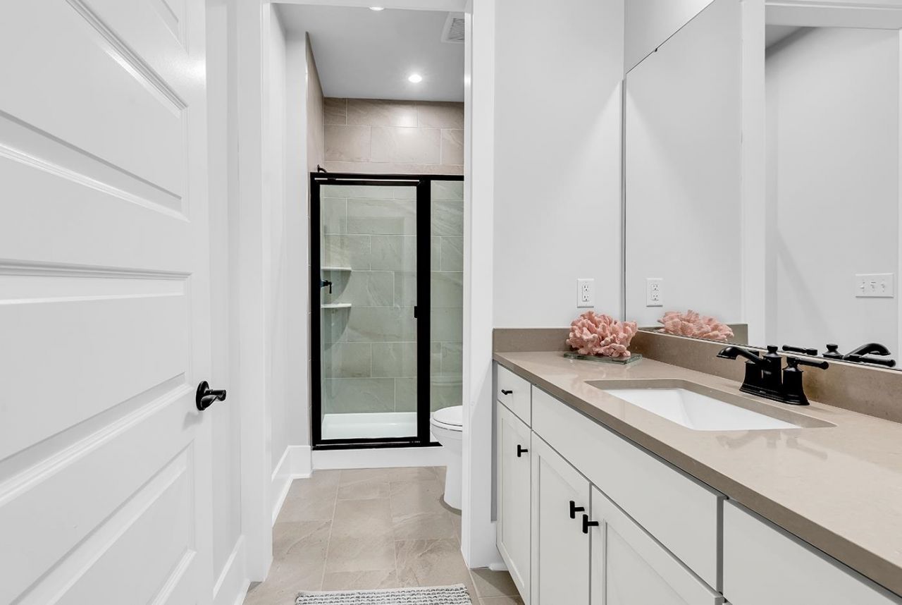 1565 Crested Iris Way  Photo 10