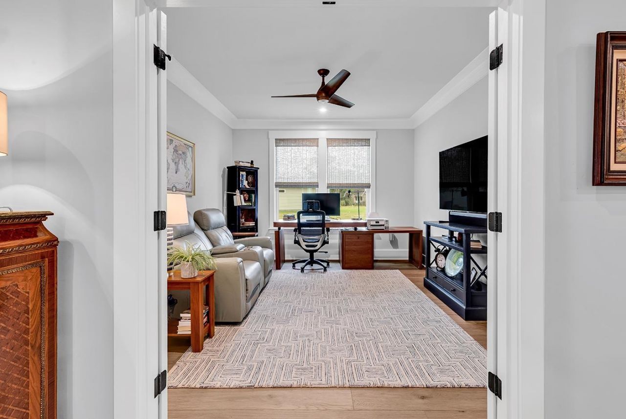 1565 Crested Iris Way  Photo 11