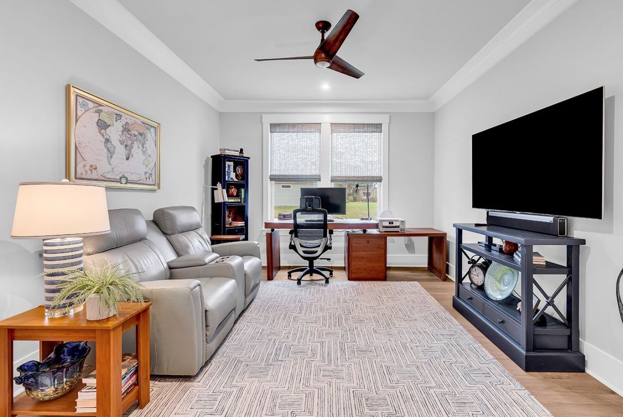 1565 Crested Iris Way  Photo 12