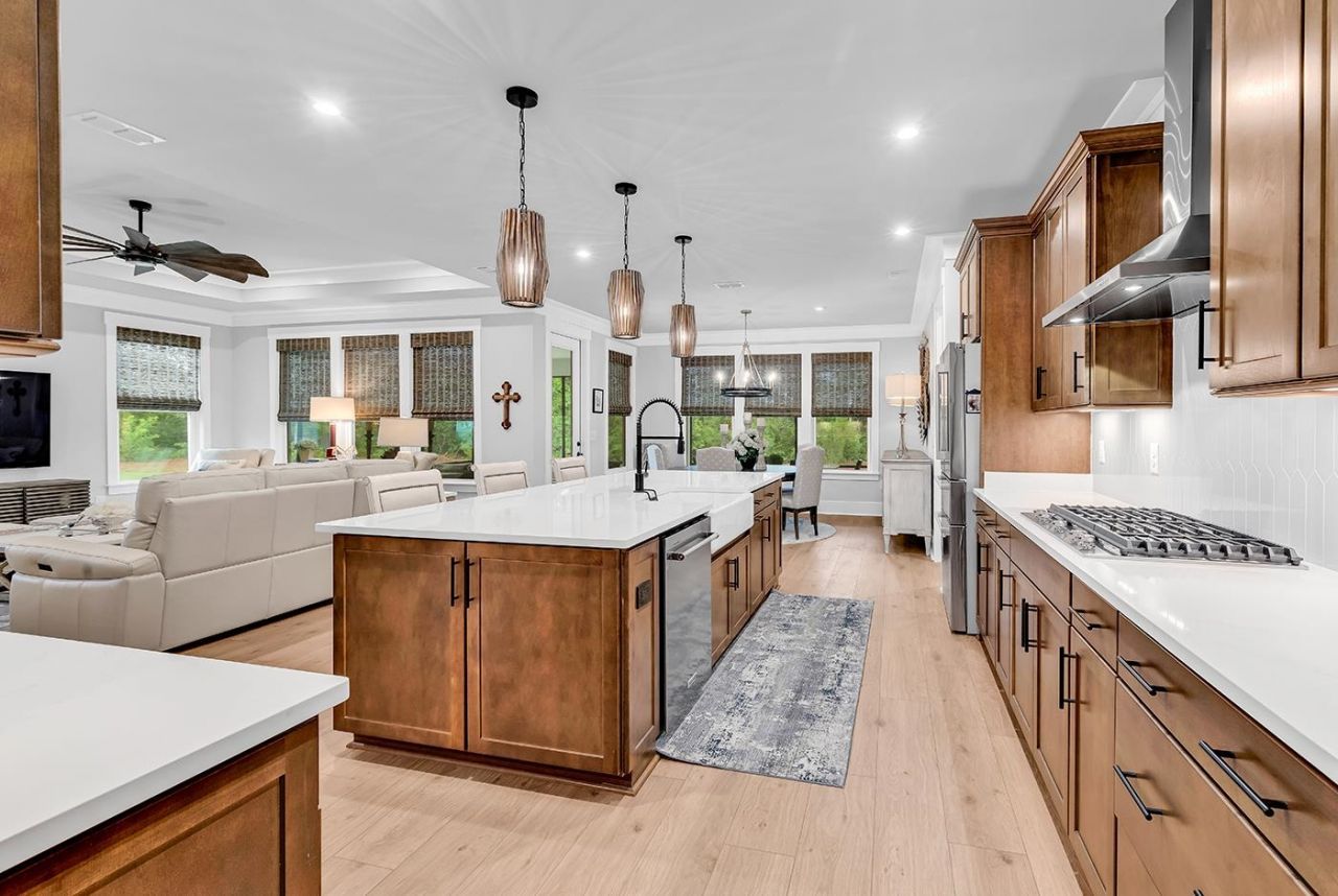 1565 Crested Iris Way  Photo 18
