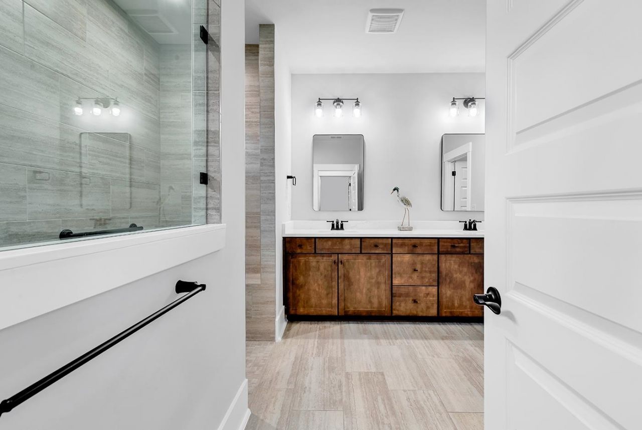 1565 Crested Iris Way  Photo 29
