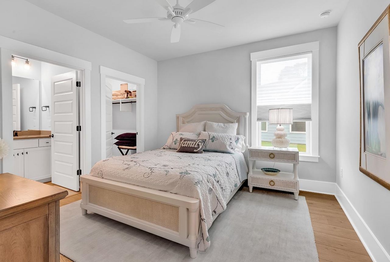 1565 Crested Iris Way  Photo 39