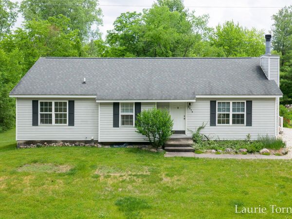 2670 Grand River Drive NE, Grand Rapids, MI 49525