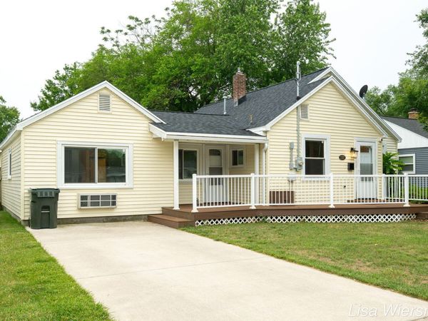 2357 Crozier Avenue, Muskegon, MI 49441