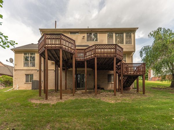 4663 Rosewood Lane, West Bloomfield, MI 48323