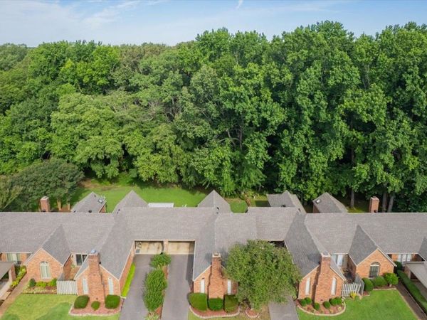 1841 PARK TRAIL DR, Unit 1841, Germantown, TN 38139