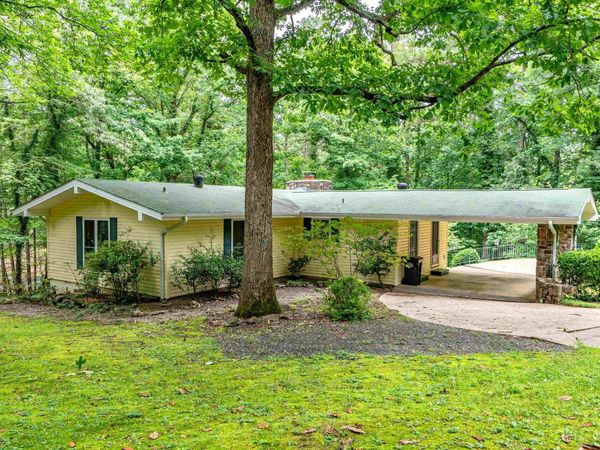 2 Herencia Circle , Hot Springs Village, AR 71909