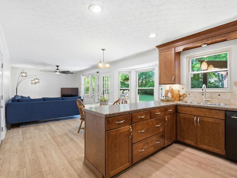 4899 Whisper Cove Court, Columbus, OH 43230 Photo 16