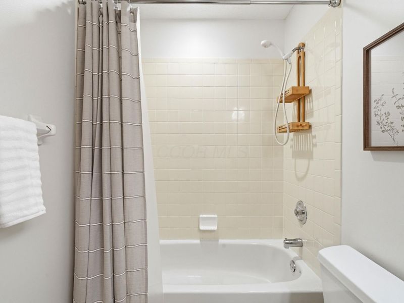 4899 Whisper Cove Court, Columbus, OH 43230 Photo 29