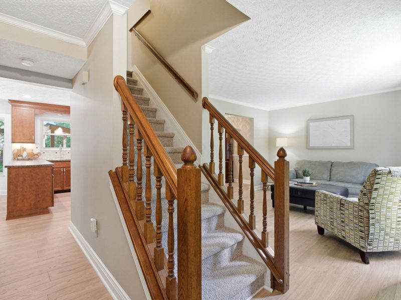 4899 Whisper Cove Court, Columbus, OH 43230 Photo 4