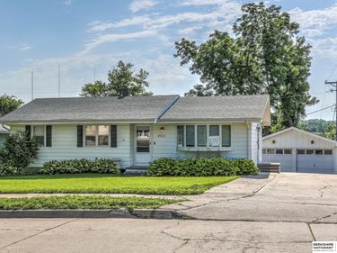 4011 N 92 Avenue, Omaha, NE 68134