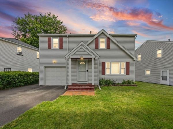 644 Tarrington Road, Rochester, NY 14609