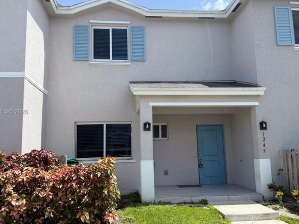 1245 NW 3rd Ln , Unit 1245, Florida City, FL 33034