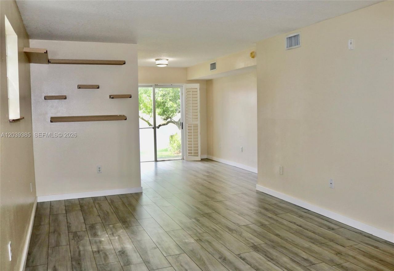 3486 Briar Bay Blvd, Unit 101, West Palm Beach, FL 33411 Photo