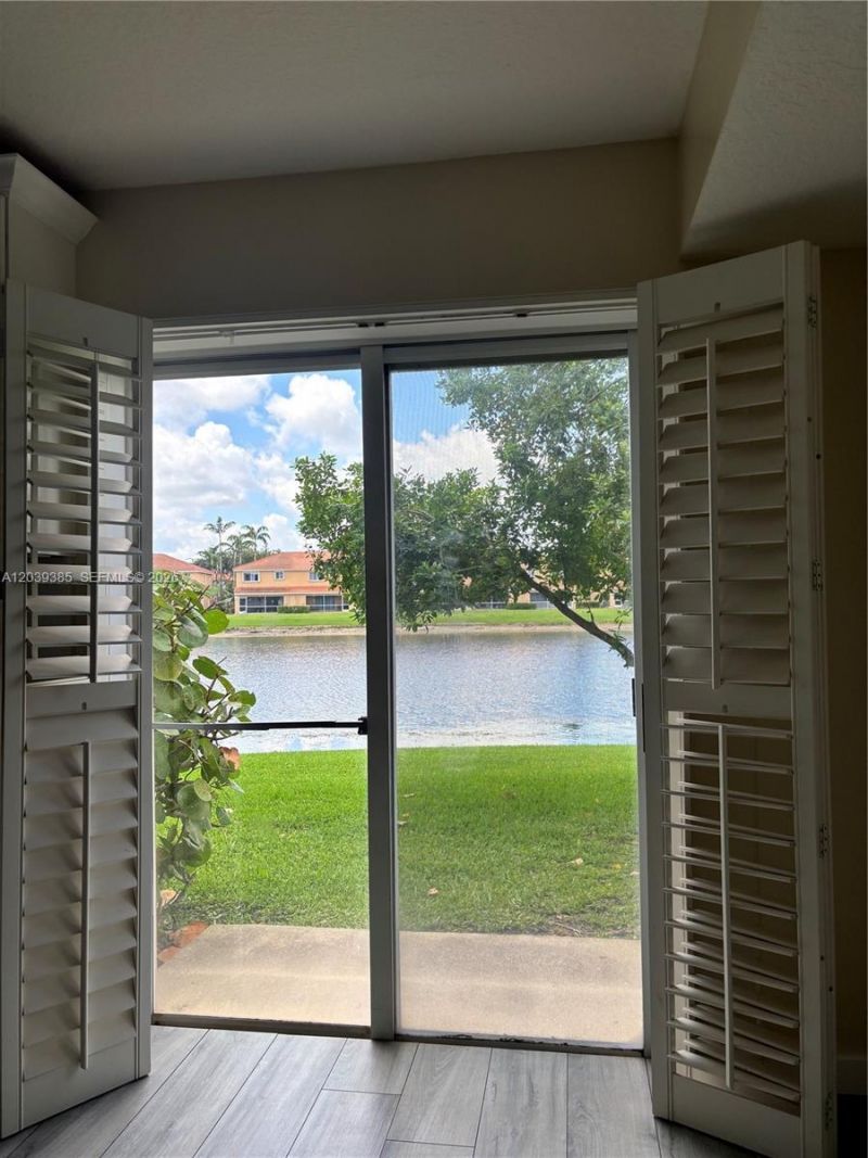 3486 Briar Bay Blvd, Unit 101, West Palm Beach, FL 33411 Photo