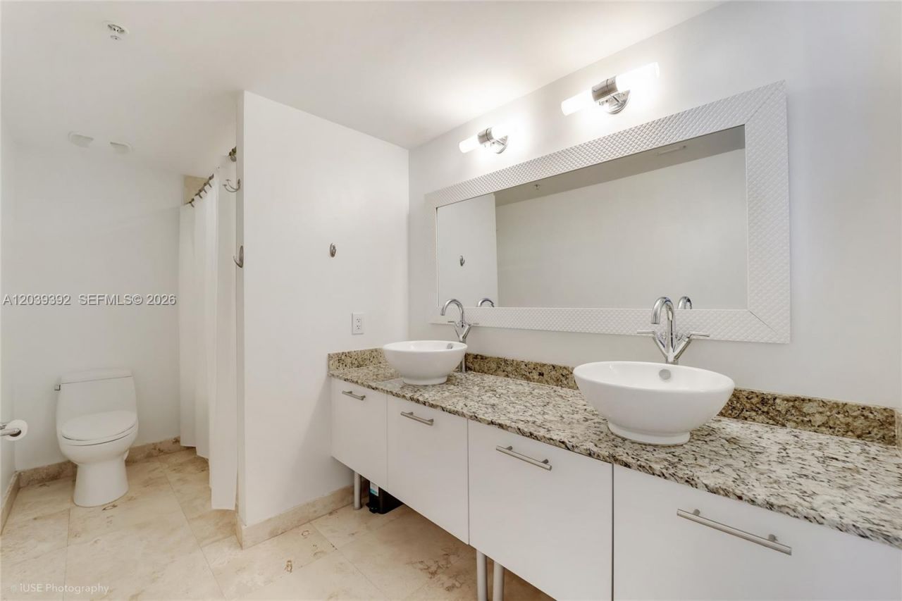 41 SE 5th St , Unit 2409, Miami, FL 33131 Photo