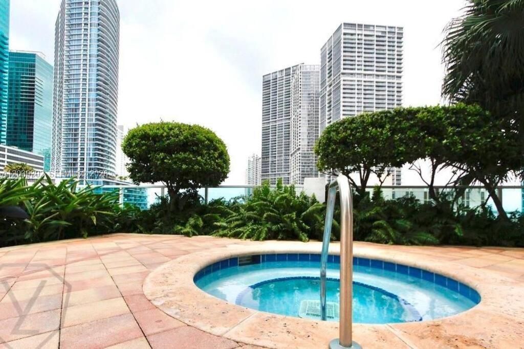 41 SE 5th St , Unit 2409, Miami, FL 33131 Photo