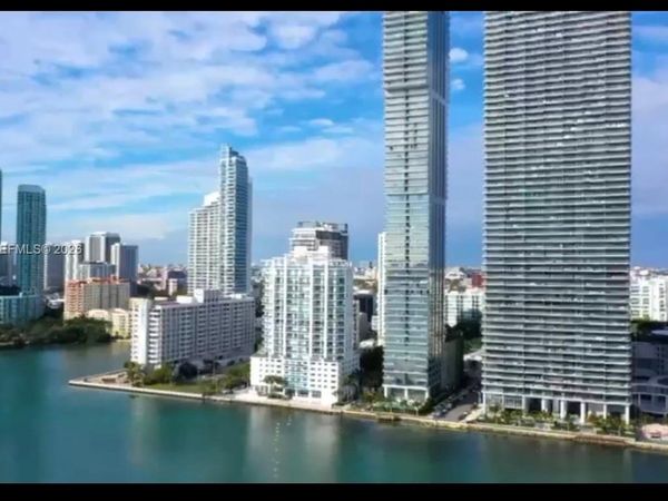 700 NE 24th St , Unit 1505, Miami, FL 33137