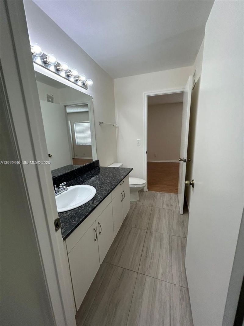 2167 Madeira Dr , Unit 2167, Weston, FL 33327 Photo