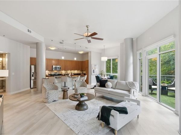 711 Cosmopolitan Drive NE, Unit 107, Atlanta, GA 30324