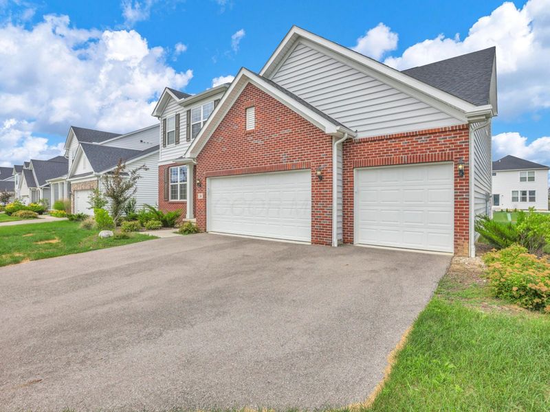 241 Sunstone Lane, Delaware, OH 43015 Photo 1