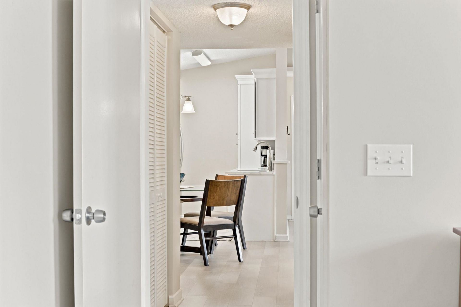 140 Spanish Oak Ct.  Photo 16