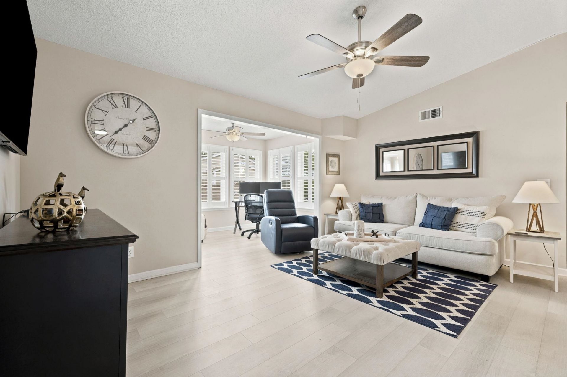 140 Spanish Oak Ct.  Photo 4