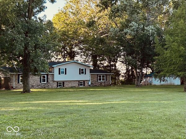 3171 E 600 N, Windfall, IN 46076