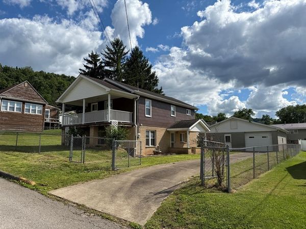 134 Miller Street, Paden City, WV 26159
