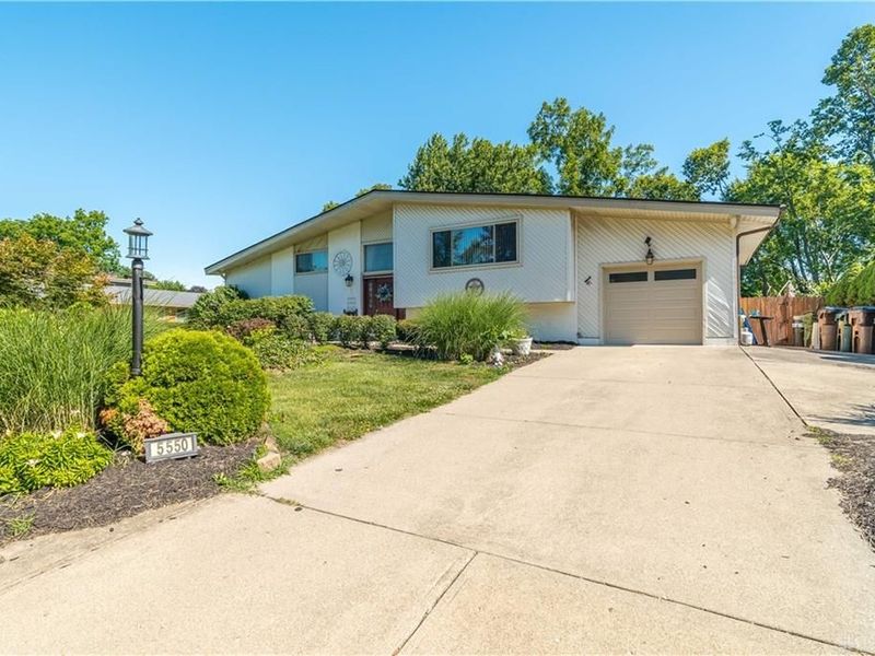 5550 Joyce Ann Dr, Dayton, OH 45415 Photo 2