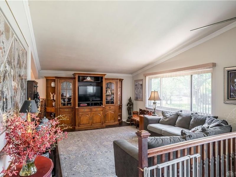 5550 Joyce Ann Dr, Dayton, OH 45415 Photo 4