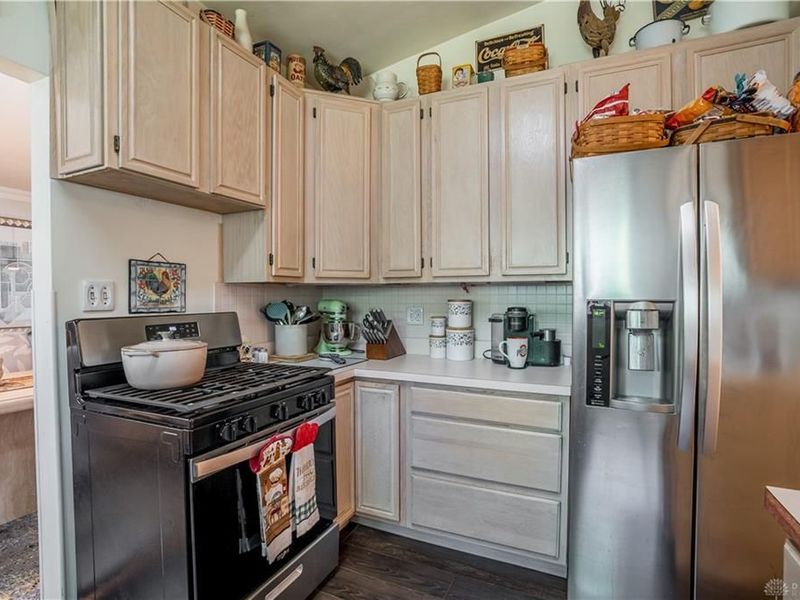 5550 Joyce Ann Dr, Dayton, OH 45415 Photo 9