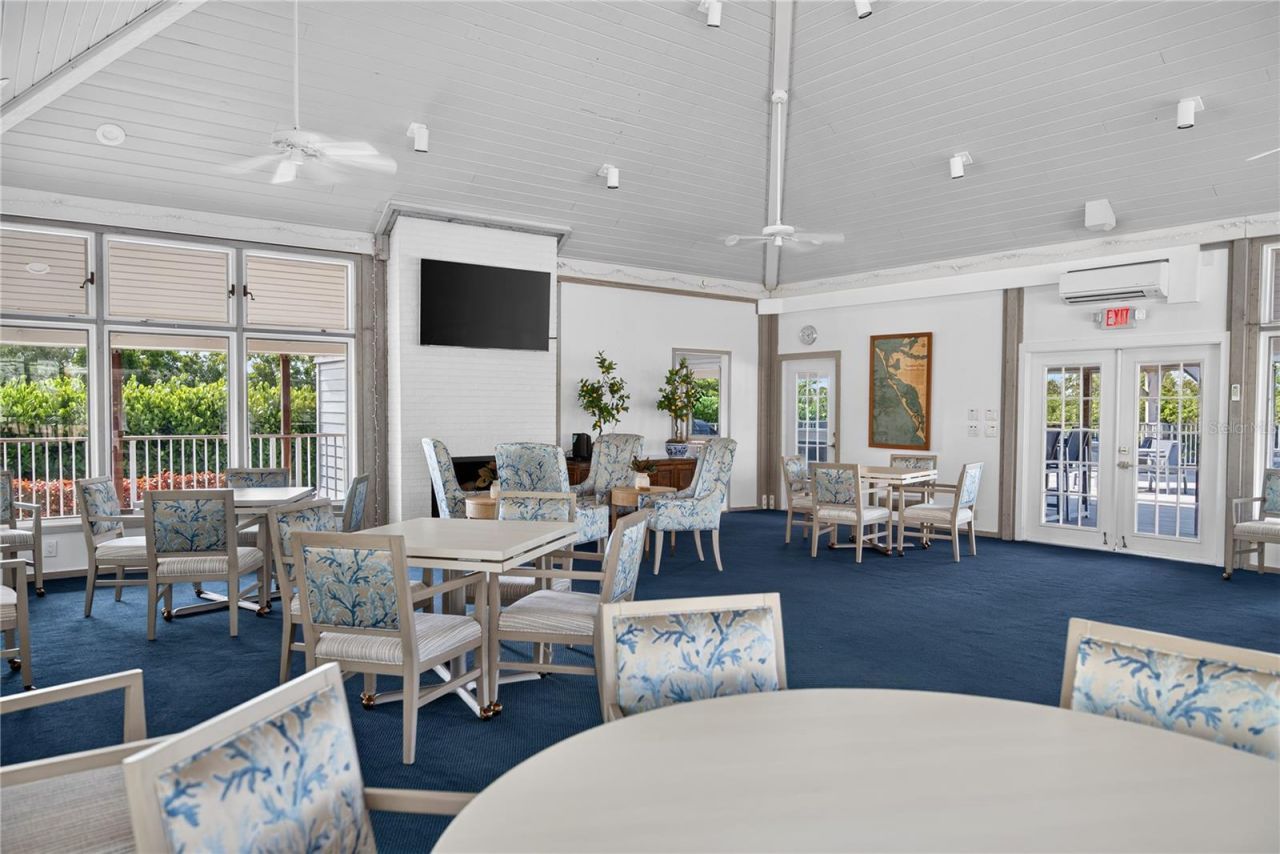 44 Tidy Island Boulevard, Bradenton, FL 34210 Photo