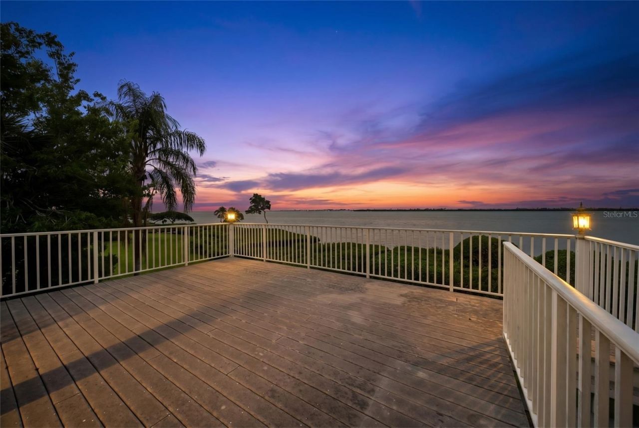 44 Tidy Island Boulevard, Bradenton, FL 34210 Photo