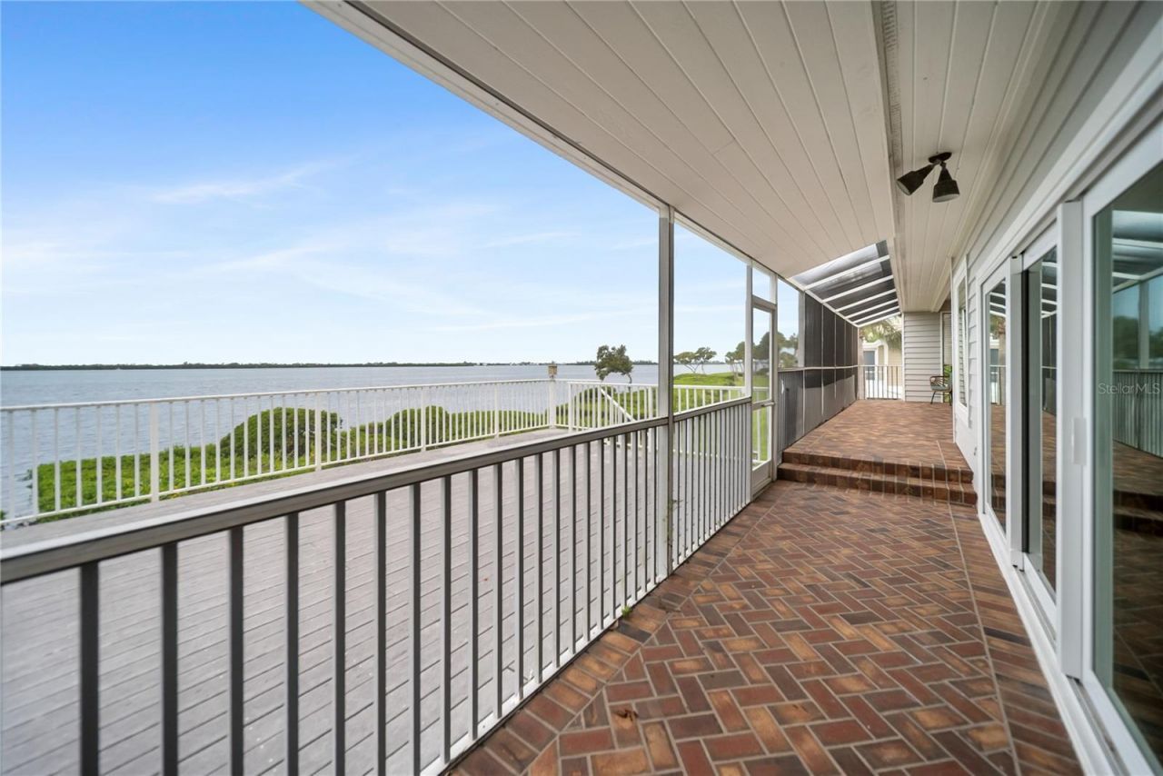 44 Tidy Island Boulevard, Bradenton, FL 34210 Photo