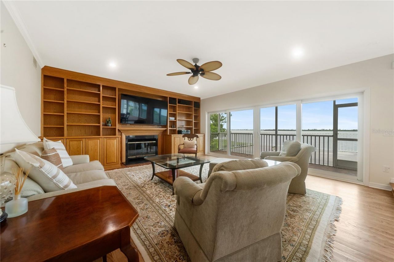 44 Tidy Island Boulevard, Bradenton, FL 34210 Photo