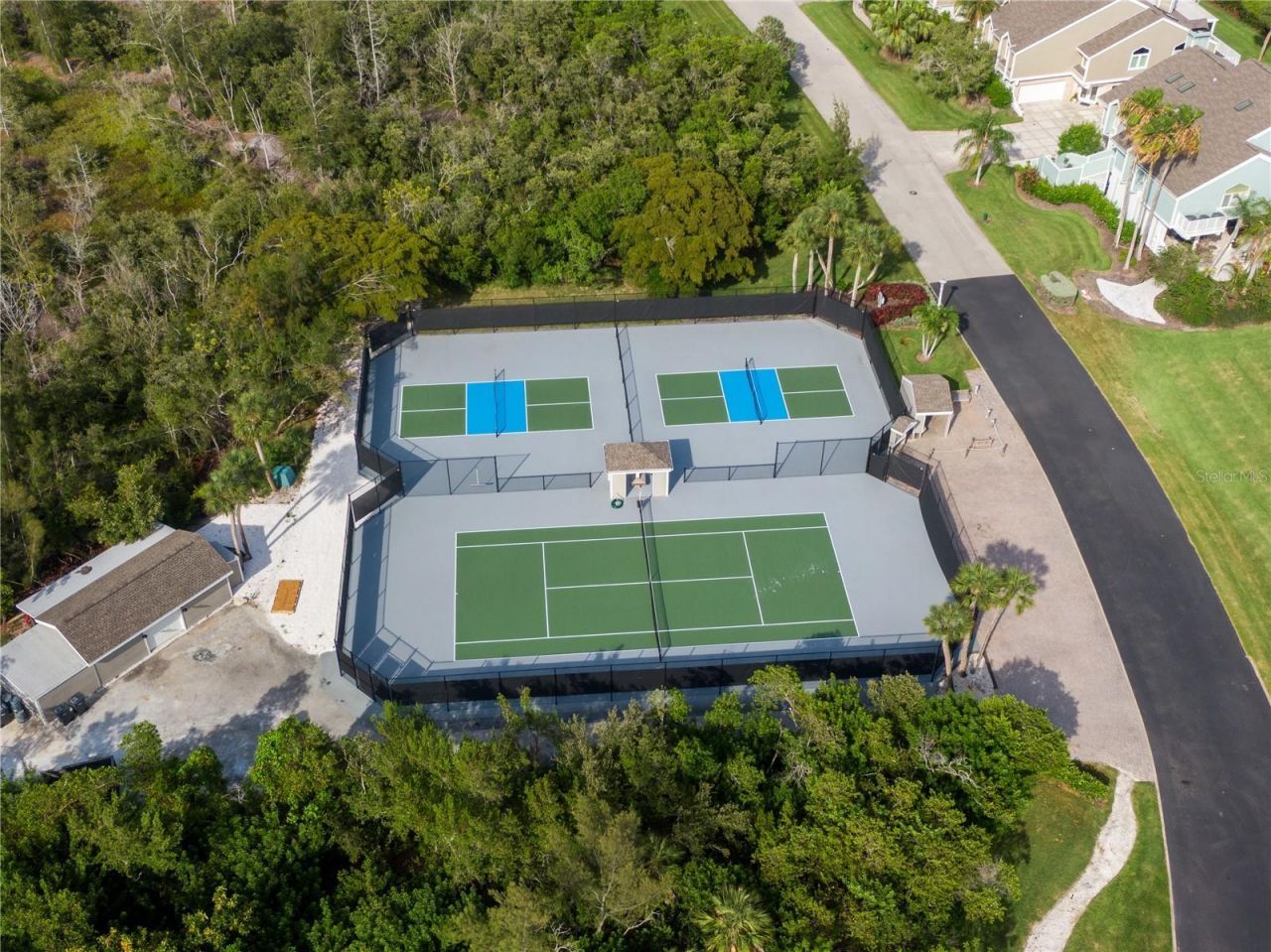 44 Tidy Island Boulevard, Bradenton, FL 34210 Photo